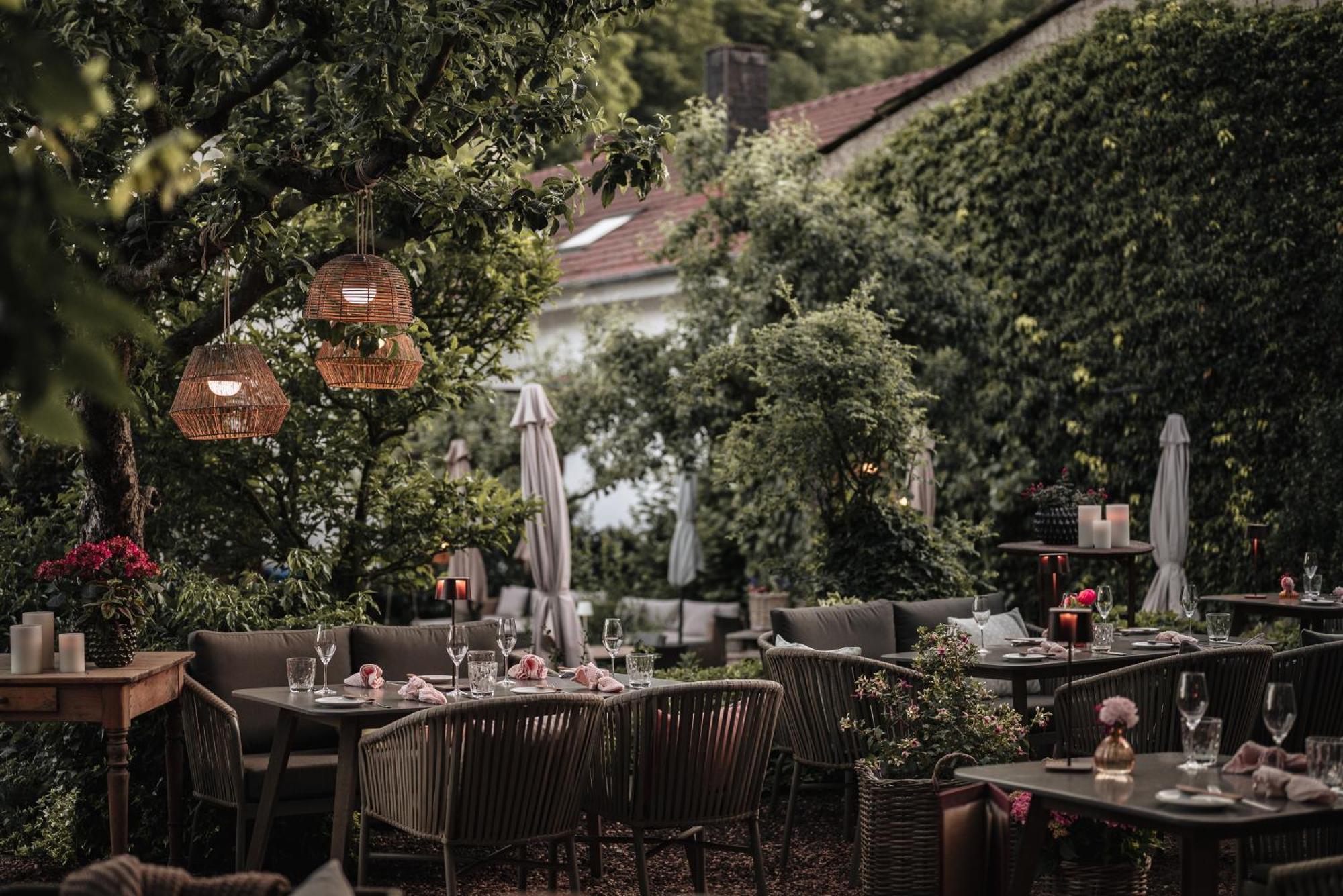 Landgasthaus & Hotel Zur Krone Dahn Buitenkant foto